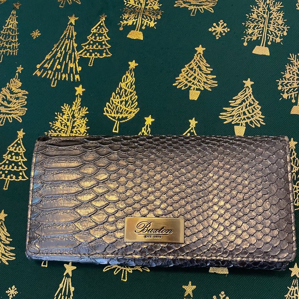 Nice Buxton Women's Wallet